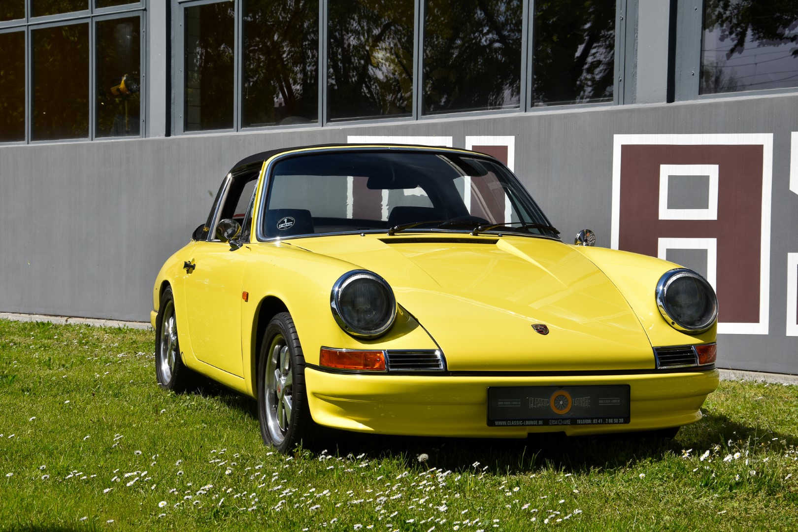 Porsche 911 SWB Targa Frontansicht